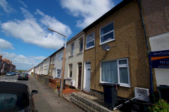 3 Bedroom Property To Rent In Clifton Street, Swindon, SN1