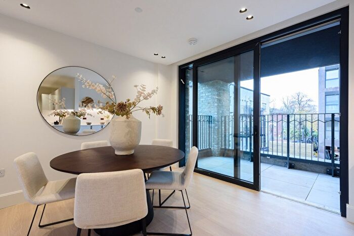 2 Bedroom Flat For Sale In Artscene, Acton, W3
