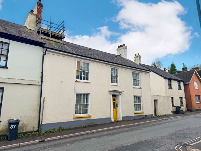 1 Bedroom Flat For Sale In Wolborough Street, Newton Abbot, TQ12