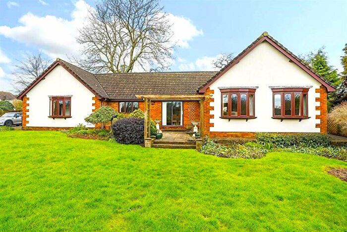 3 Bedroom Bungalow To Rent In Bridge Street, Titchfield, Fareham, Hampshire, PO14