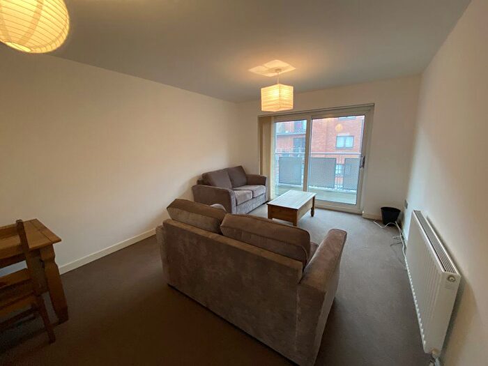 2 Bedroom Flat To Rent In Trades Lane, Dundee, Dundee, DD1