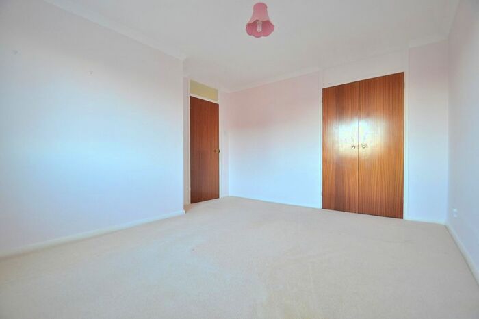 3 Bedroom Detached House For Sale In Arundel Crescent, Eynesbury, St. Neots PE19