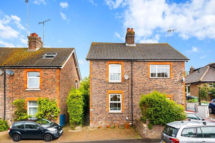 2 Bedroom Semi-Detached House For Sale In Stockwell Road, East Grinstead, RH19
