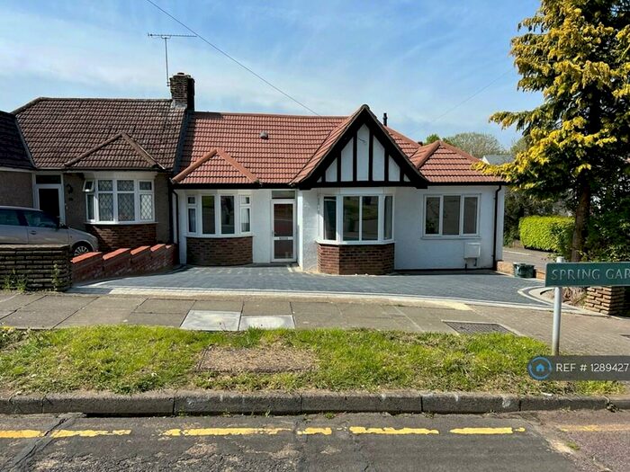 3 Bedroom Bungalow To Rent In Spring Gardens, Orpington, BR6