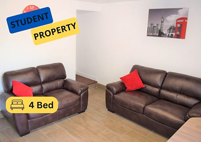 4 Bedroom Terraced House To Rent In Boughey Road, Stoke-On-Trent, ST4