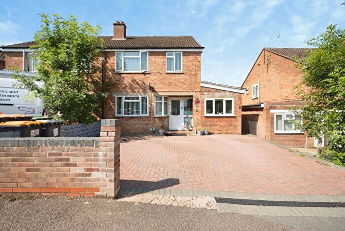 4 Bedroom Semi-Detached House For Sale In Wyatt Road, Kempston, Bedford, Bedfordshire, MK42