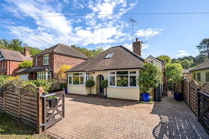4 Bedroom Detached House For Sale In Kings Lane, Windlesham, Surrey, GU20