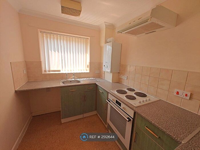 2 Bedroom Flat To Rent In Bridgewater Court, Southampton, SO15