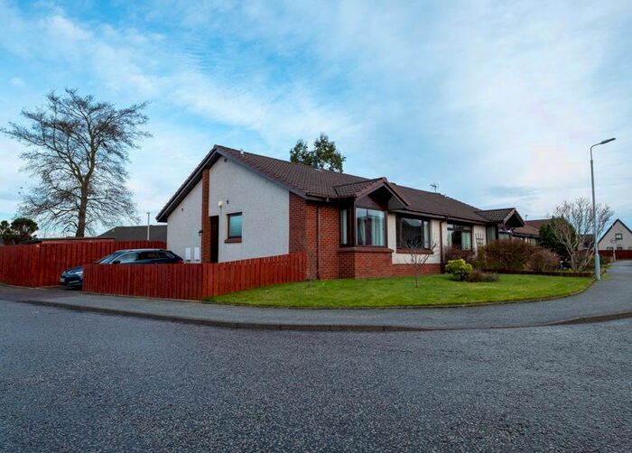 3 Bedroom Semi-Detached Bungalow For Sale In Broomfield Park, Portlethen, Aberdeen AB12