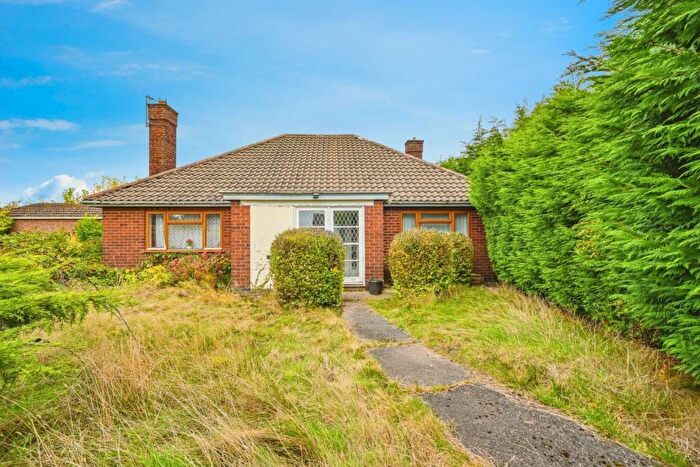 2 Bedroom Bungalow For Sale In Clifton Road, No Mans Heath, Tamworth, Warwickshire, B79