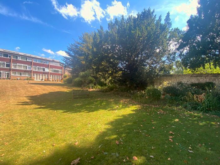 3 Bedroom Maisonette To Rent In Old Market Street, Thetford, IP24