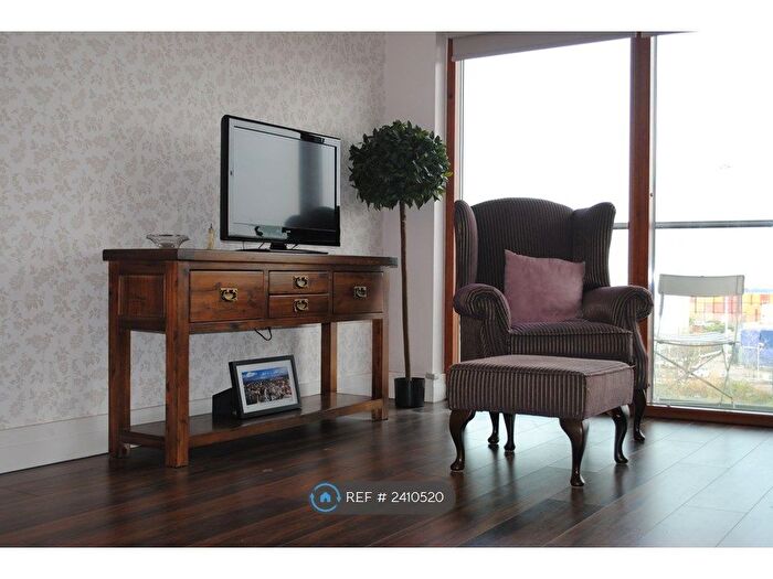 1 Bedroom Flat To Rent In Princes Dock Street, Belfast, BT1