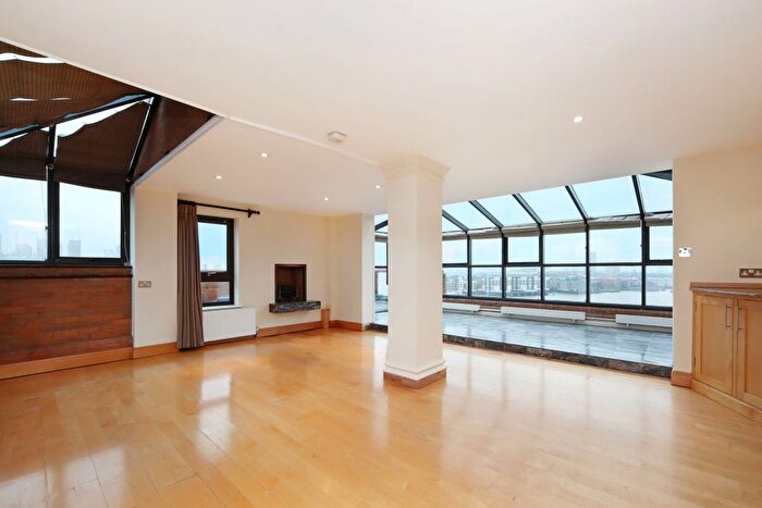 3 Bedroom Flat To Rent In Free Trade Wharf, The Highway, E1W