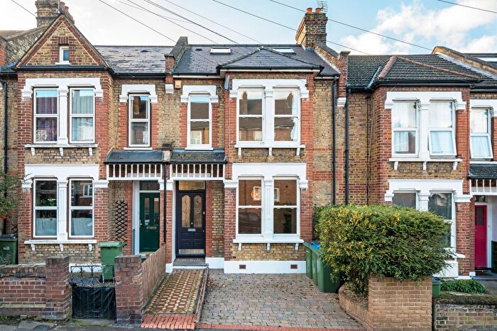4 Bedroom Terraced House For Sale In Kinveachy Gardens, Charlton, SE7