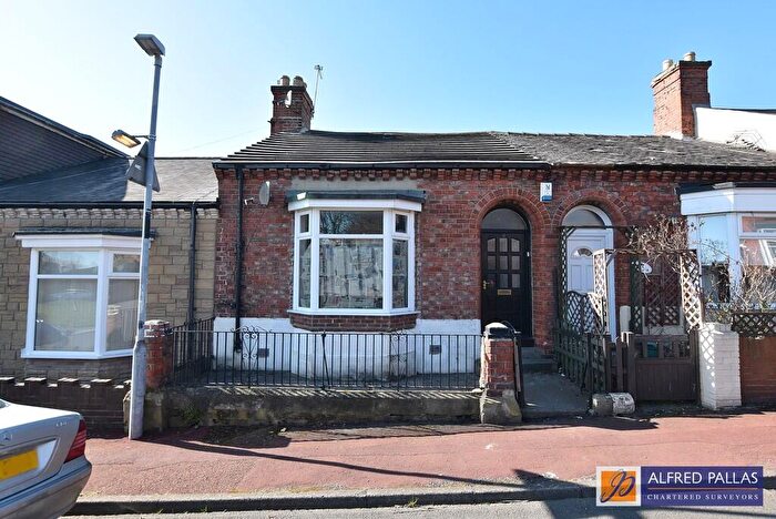 2 Bedroom Terraced Bungalow To Rent In Park Row, Southwick, SR5