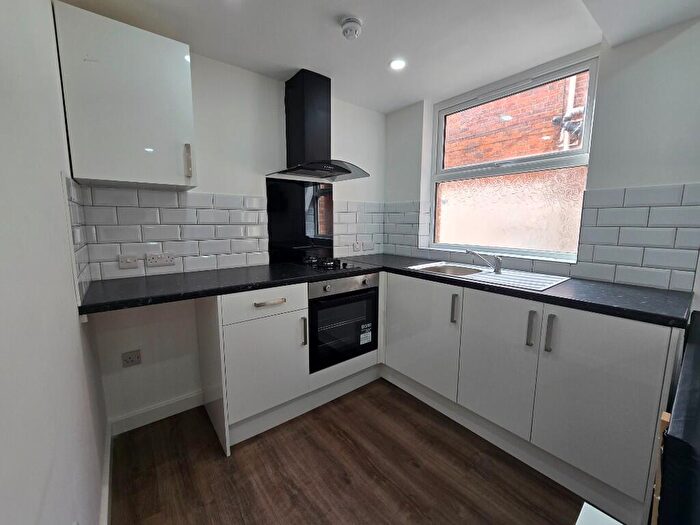 Studio To Rent In London Road, Leicester, Leicestershire, LE2