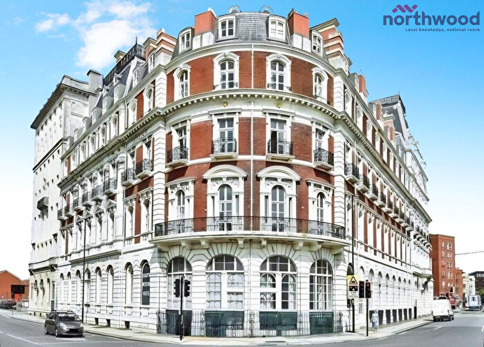 2 Bedroom Flat To Rent In Imperial Apartments, Ocean Village, SO14