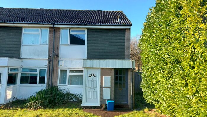 1 Bedroom Flat To Rent In Mathew Walk, Danescourt, Cardiff CF5