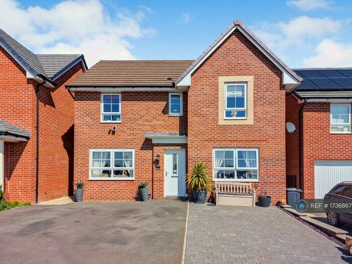4 Bedroom Detached House To Rent In Helmsley Road, Grantham, NG31