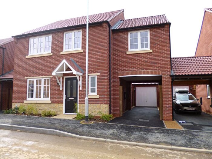 4 Bedroom Detached House To Rent In Alnwick Way, Grantham, NG31