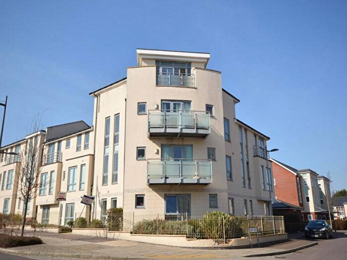 2 Bedroom Penthouse To Rent In Springhead Parkway, Northfleet, Gravesend, Kent, DA11
