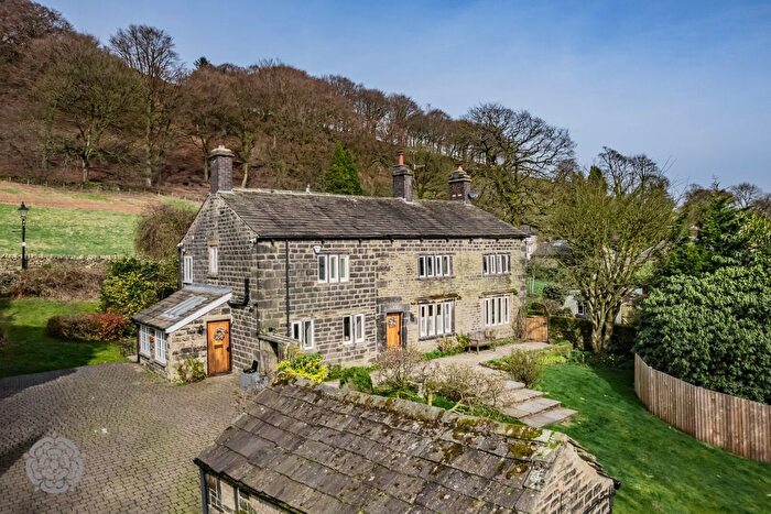 4 Bedroom Detached House For Sale In Cross Lane, Holcombe, Bury, Greater Manchester, BL8