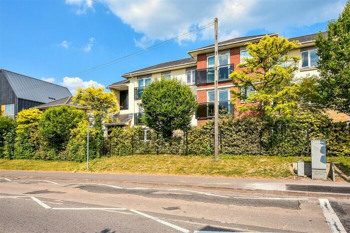 1 Bedroom Flat For Sale In Old Winton Road, Andover, SP10