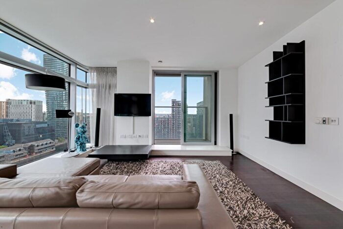 2 Bedroom Terraced House For Sale In Pan Peninsula Square, London, E14