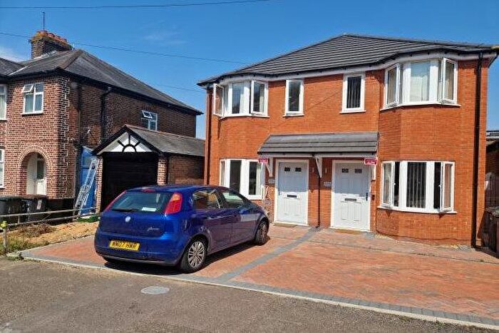 2 Bedroom Property To Rent In Cowper Street, Luton, LU1