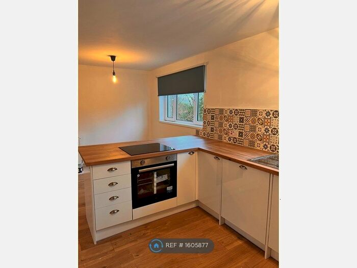 2 Bedroom Flat To Rent In Bonnyton Drive, Eaglesham, Glasgow, G76