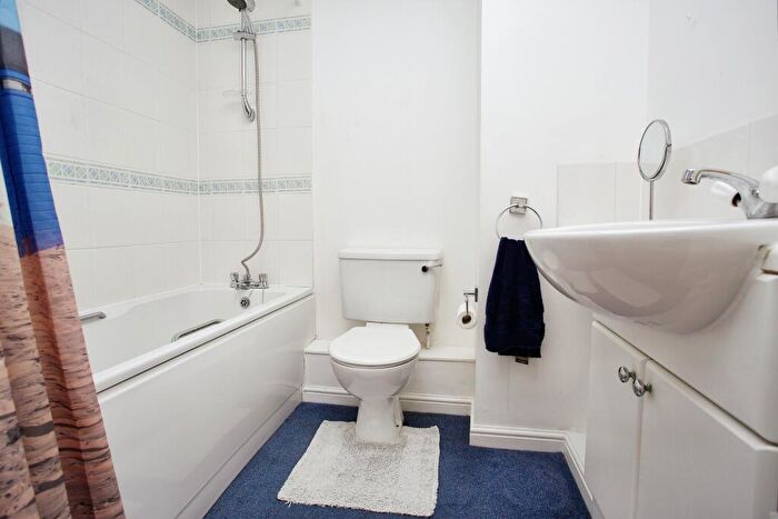 2 Bedroom Flat For Sale In Malborough Court, Heritage Way, Gosport, Hampshire, PO12