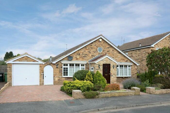 3 Bedroom Detached Bungalow To Rent In Dewar Close, Collingham, LS22