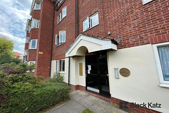 1 Bedroom Flat To Rent In Rossetti Road, London, SE16
