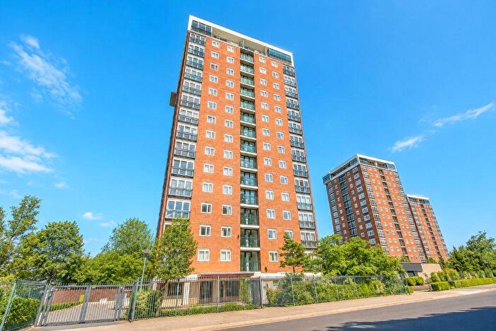 2 Bedroom Apartment For Sale In Croxteth Drive, Liverpool, L17