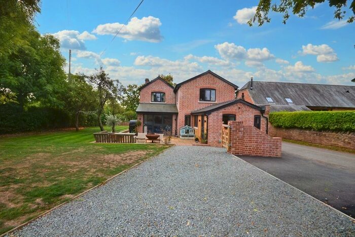 4 Bedroom Detached House For Sale In Lower Breinton, Hereford, HR4