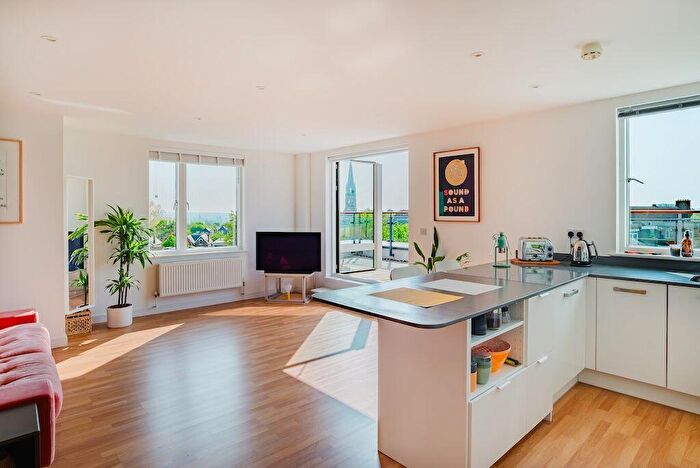 2 Bedroom Penthouse For Sale In Perry Vale, London, SE23