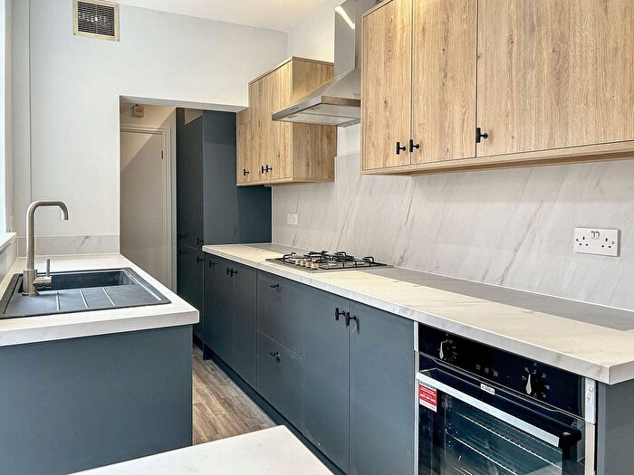2 Bedroom Terraced House To Rent In Bruce Street, Leicester, LE3