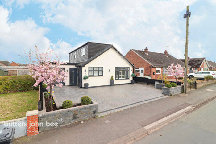 3 Bedroom Detached Bungalow For Sale In Coleridge Way, Crewe, CW1