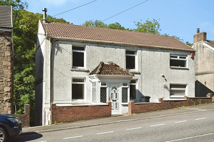3 Bedroom Detached House For Sale In James Street, Pontardawe, Swansea, Neath Port Talbot, SA8