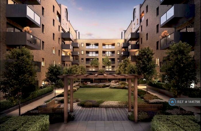 2 Bedroom Flat To Rent In Hoffmans Road, London, E17