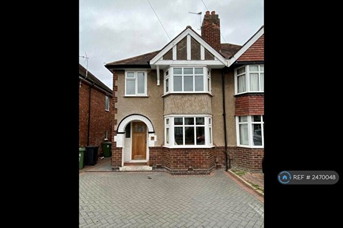 3 Bedroom Semi-Detached House To Rent In Northway, Leamington Spa, CV31