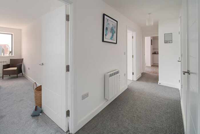 2 Bedroom Apartment To Rent In Carter Street, Sandown, PO36