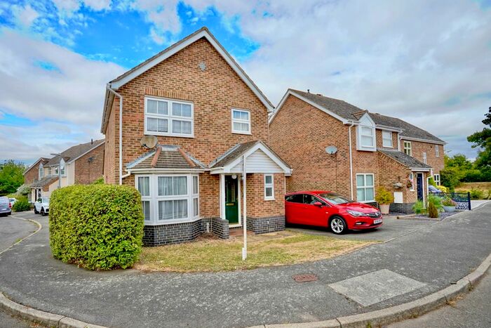 3 Bedroom Detached House For Sale In Bishops Way, Great Paxton, St. Neots, Cambridgeshire, PE19