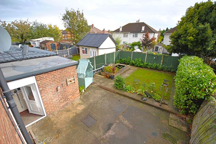 3 Bedroom Semi-Detached House For Sale In Barnby Dun Road, Clay Lane, Doncaster, DN2