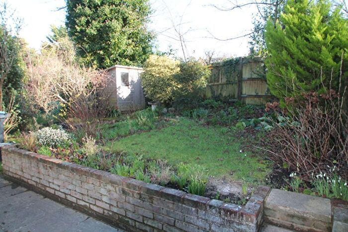 2 Bedroom Maisonette To Rent In Campden Road, South Croydon, CR2
