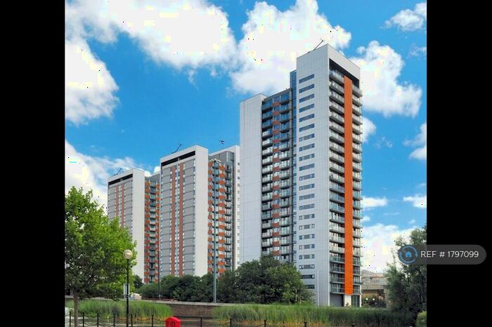 2 Bedroom Flat To Rent In Neutron Tower, London, E14