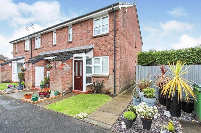 1 Bedroom Apartment For Sale In Brent Moor Road, Bramhall, Stockport, SK7