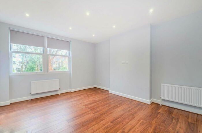 Studio To Rent In Aberdare Gardens, London, NW6