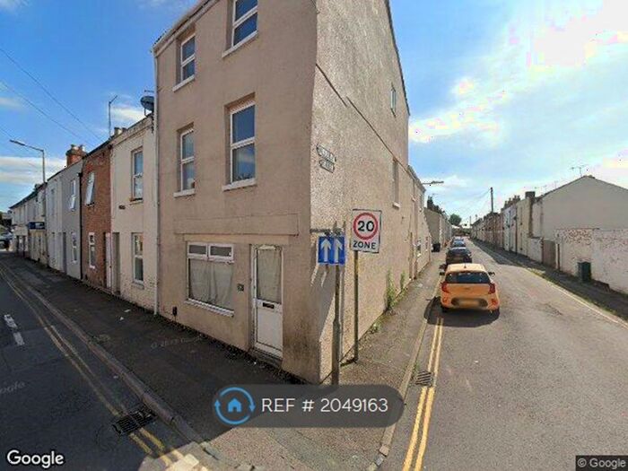 1 Bedroom Flat To Rent In Tredworth Road, Gloucester, GL1