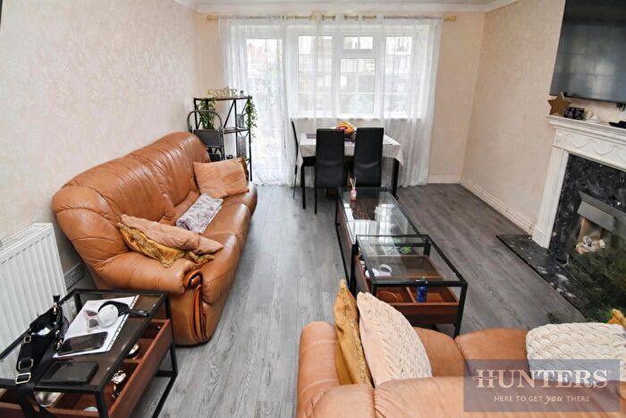 2 Bedroom Semi-Detached House For Sale In Acorn Way, Wigston, LE18